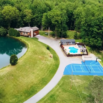 Lakefront Estate with Heated Pool & Hot Tub
