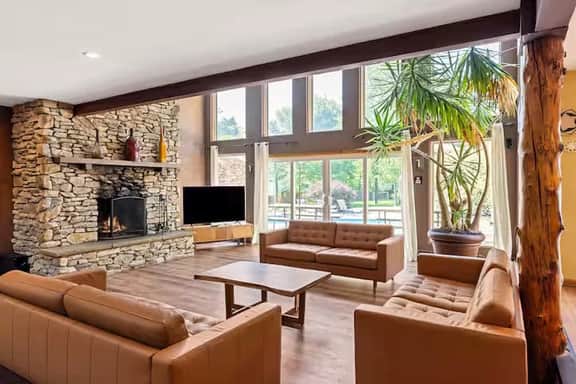 Amazing Luxury Estate with Heated Pool