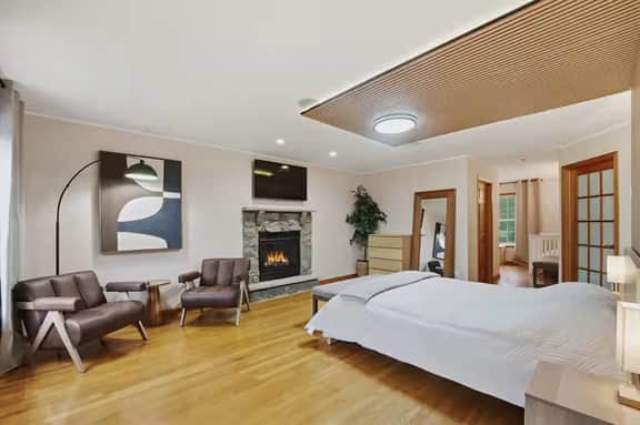 Incredible House with Private Heated Pool, Hot Tub
